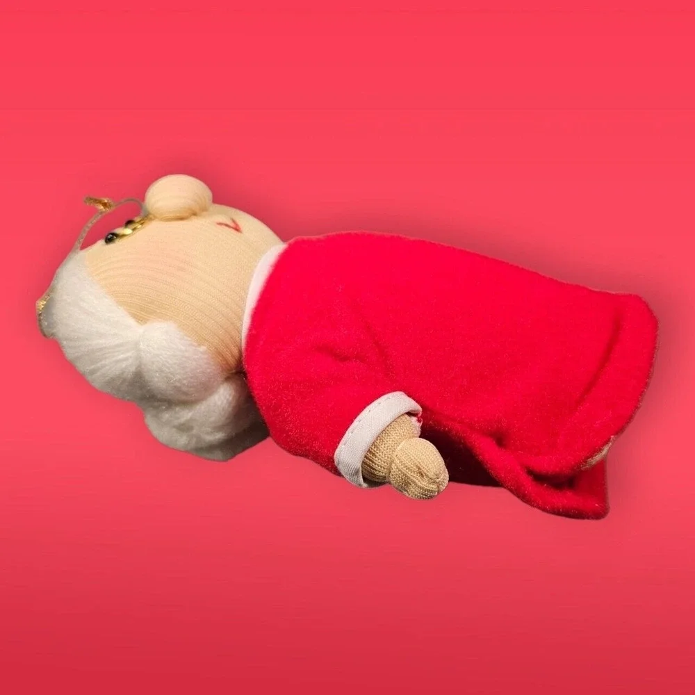 Vintage Avon Mrs. Claus Christmas‎ Ornament Soft Sculpture